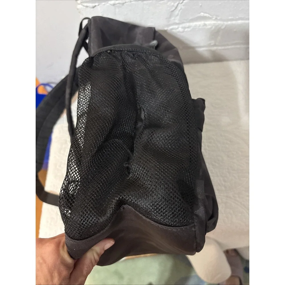 Athleta Girl,‎ Black Camouflage Backpackin Great Preowned Condition